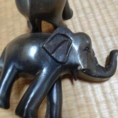 幸せの象徴　黒檀　木製　ペア象　置き物の画像