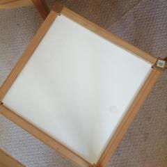 IKEA　キッズテーブルセットの画像