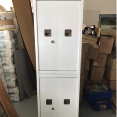 未使用 新品 イナバ 物置 スリムマン 組み立て式