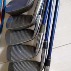 maruman velity ゴルフクラブ レディース 5,6,7,8,9,pwの6本の画像