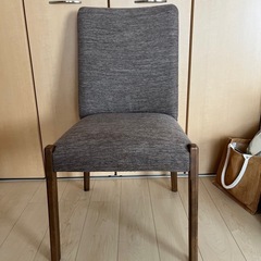ダイニングチェア　(椅子)