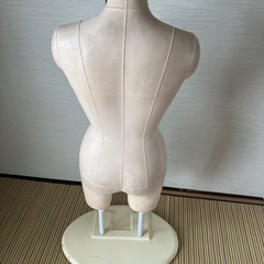 女性トルソー　高さ調整可能　の画像