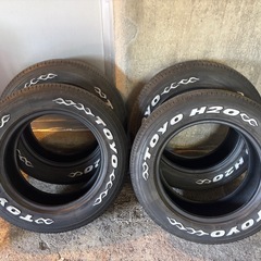 TOYOタイヤ　ホワイトレター　ハイエース　215／65R16c...