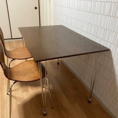 ダイニングテーブル　椅子4脚セット