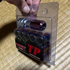 ホイールナットの画像
