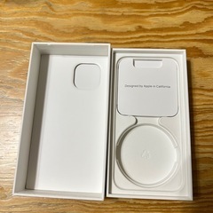 Apple iPhone 13 グリーン 箱のみの画像