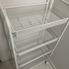 キャスター付き　ラック　ワゴン ホワイト　4段　の画像