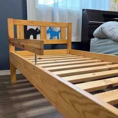イケア IKEA  子供用 ベッド クリッテル KRITTERの画像