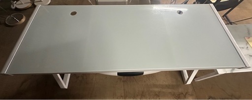 【パソコンデスク】