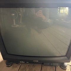 28インチ　東芝カラーテレビ　28S2