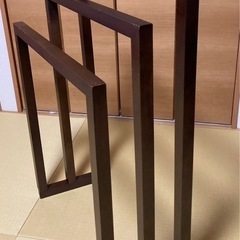 木製タオル掛け 3段式　ダークブラウンの画像
