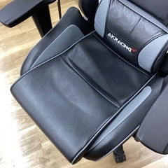 【取りに来られる方限定！！】AK Racing ゲーミングチェアの画像