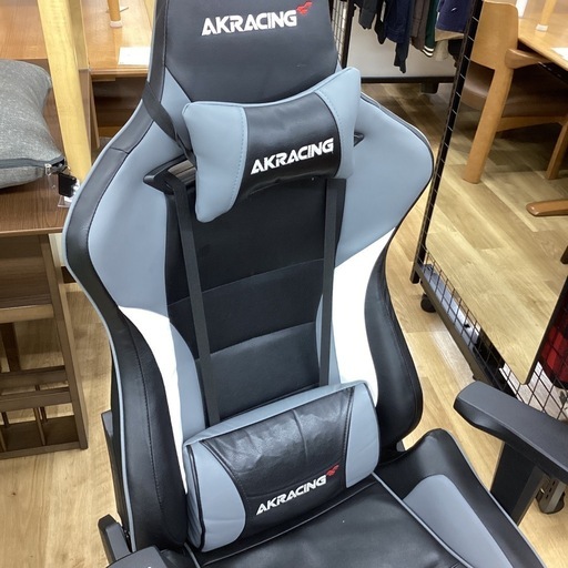 【取りに来られる方限定！！】AK Racing ゲーミングチェア