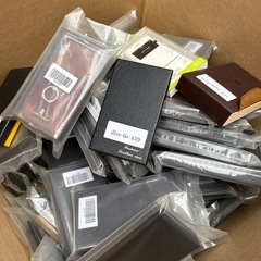 本日写真の携帯ケース！高級本革ケース300円Phone GALAXY AQUOS GALAXY  高級本革ケース300円の画像
