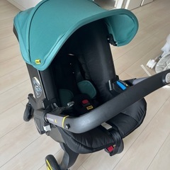 急【美品】ドゥーナ ベビーカーISOFIXシステム付き 定価11万　ベビーカー兼チャイルドシート の画像