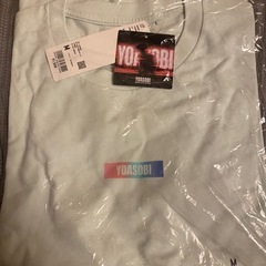 YOASOBIユニクロコラボTシャツ