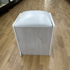 【ドリーム川西店御来店限定】スツール／クリーニング済み 【200...