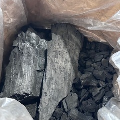 バーベキュー木炭
の画像