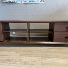 テレビボード