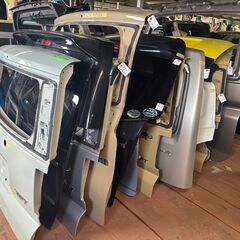 ★色んな車種の部品を管理してます★お問い合わせが多数な為、返信にお時間かかる事をご了承ください。の画像