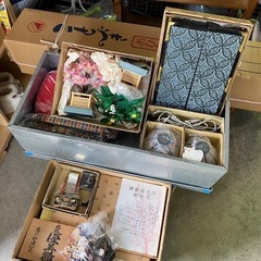 🍀ひな壇セット（スチール７段棚とお飾りのみ）