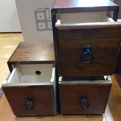 昭和レトロアンティーク木製階段三つ引きタンスの画像