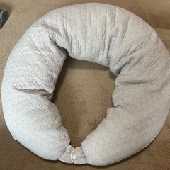 イブル　授乳クッション