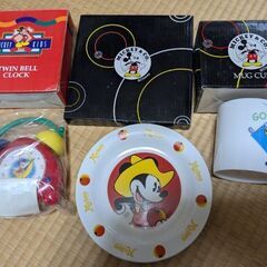 ミッキー　お皿　マグカップ　時計セット