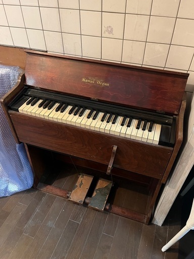 アンティーク　ピアノ