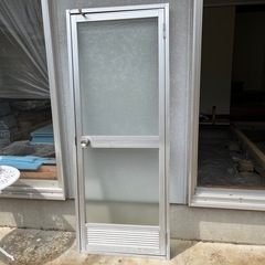 建具　開き戸　浴室ドア