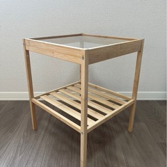 IKEA NESNA ベッドサイドテーブル 木製 ガラストップ