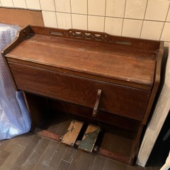 アンティーク　ピアノの画像