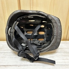 ※訳あり価格 近日処分 【ブランド】 AVIGO 日焼けありの子供ヘルメット 自転車ヘルメットの画像