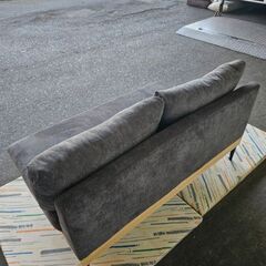 2Pソファー　お掃除ロボット対応　2人掛けソファー 　状態は綺麗です　サイズ幅1200×奥行750mm高さ700mmの画像