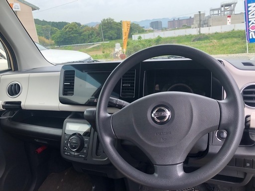日産　モコ
