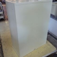 okamura スチール製 3段 書庫 VILAGE(ヴィラージュ) 幅80×高さ110cm 白 カギ欠品 オフィス用家具 札幌市東区 新道東店の画像