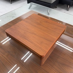【超美品‼️】定価69,990円♪ アルモニア 100cm幅センターテーブル リビング ローテーブル 天板強化ガラス 木製ブラウン♪の画像