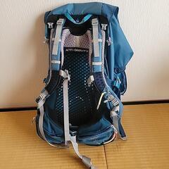 登山リュック 女性用 オスプレー バックパック 65L ブルーの画像