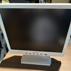 A8-24 バッファロー　17インチ　液晶カラーディスプレイ　F...