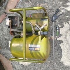 エアーコンプレッサ -  の画像