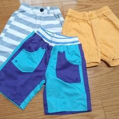 子ども服の画像