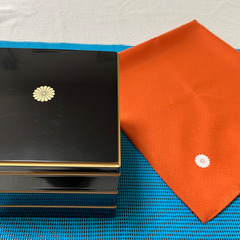 叙勲記念品菓子用化粧箱＋風呂敷 a set of boxes a...