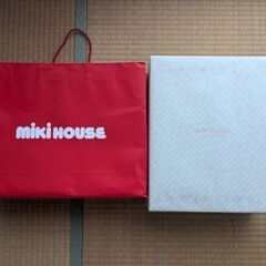 ラッピング済　ミキハウス　テーブルウェアセット　の画像
