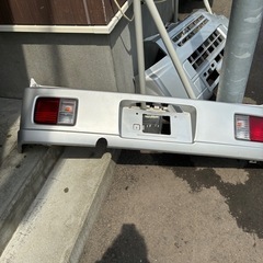 エブリイ64v純正リアバンパー
の画像