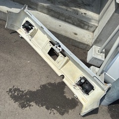 エブリイ64v純正リアバンパー
の画像