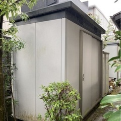 INABA イナバ物置 H2,260×W2,450×D1,300mm 鍵無し 解体済み 