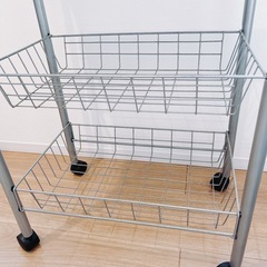 スチールラックの画像