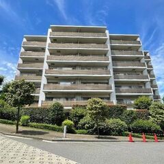 💞あざみ野駅徒歩13分💕3階部分には珍しい庭付き！💕南西向き💞日当たり良好💞97㎡の広々ファミリータイプ4LDK💞ペット可💞 - 横浜市