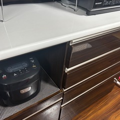 ニトリ食器棚の画像