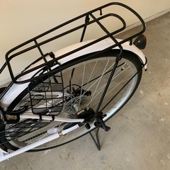 自転車　ホワイト　26インチ　6段ギア　サントラスト　dixhuitの画像